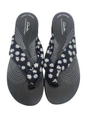 Clarks® Cloudsteppers Arla Glison Women's Daisy Print Wedge Sandals, Size 9